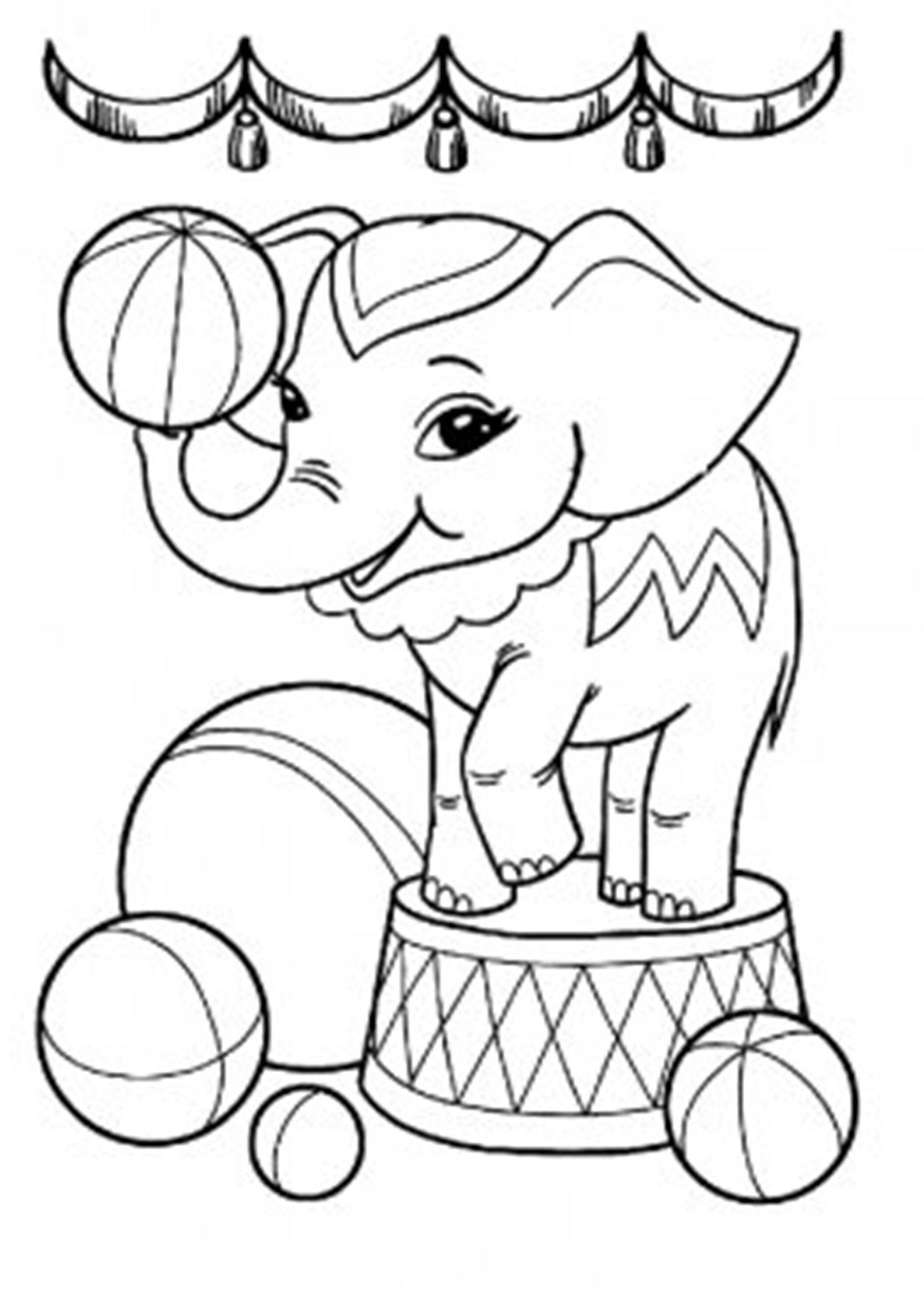 Раскраски раскраски для детей по сказкам Маленький слоненок стоит на тумбе и балансирует мячиком на своем хоботе